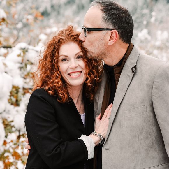 Meet your Posher, Laura - Picture 1 of 1